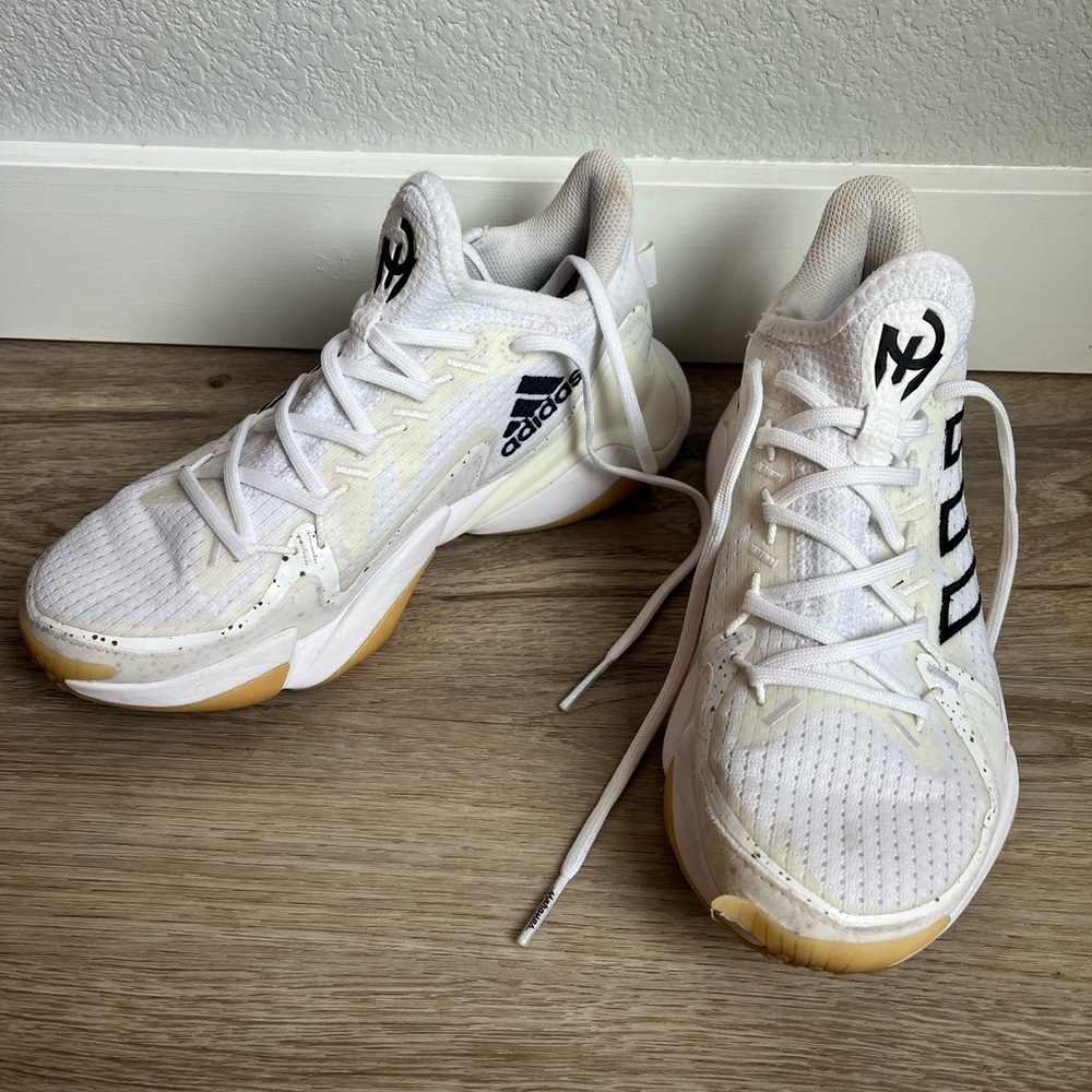 Men's Adidas Mahomes 1 Impact FLX
Football Shoes Low White Gum IF4799